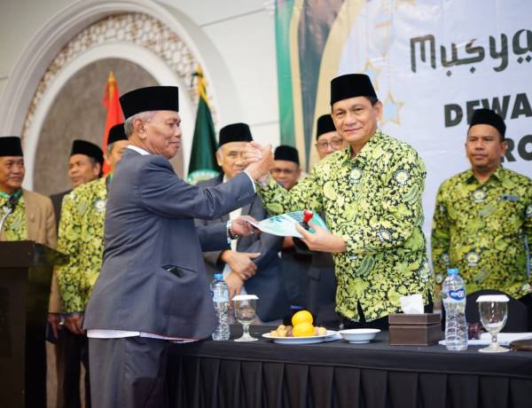 Aklamasi Penuh, KH. Ma’mun Al-Ayubi Nahkodai DMI DKI Jakarta 2025–2030