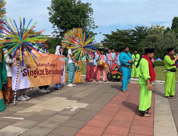 Hajatan Aseli Kampung Betawi Tutup Rangkaian Budaya, Alun-alun Depok Dipenuhi Nuansa Tradisi
