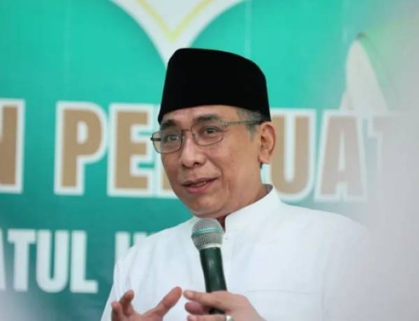 Penuhi Undangan Kiai Sepuh, Gus Yahya Hadiri Silaturahim di Lirboyo