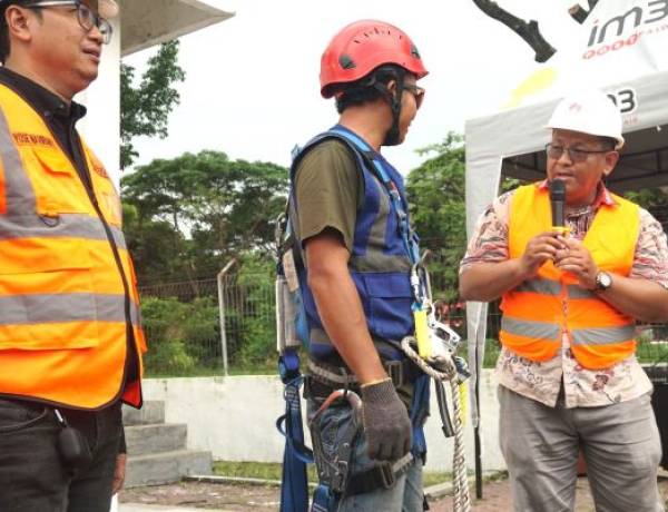Cerita di Balik Jaringan Andal Indosat pada Momen Natal dan Tahun Baru