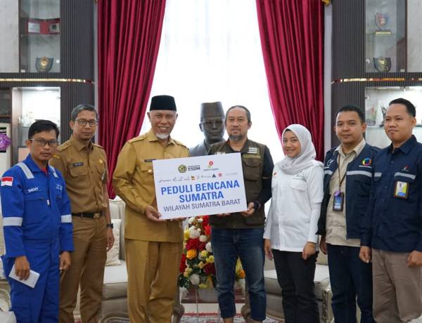 Medco Foundation Salurkab Bantuan SKK Migas-KKKS Sumbagut Senilai Rp 1,7 Miliar untuk Korban Banjir di Sumatera