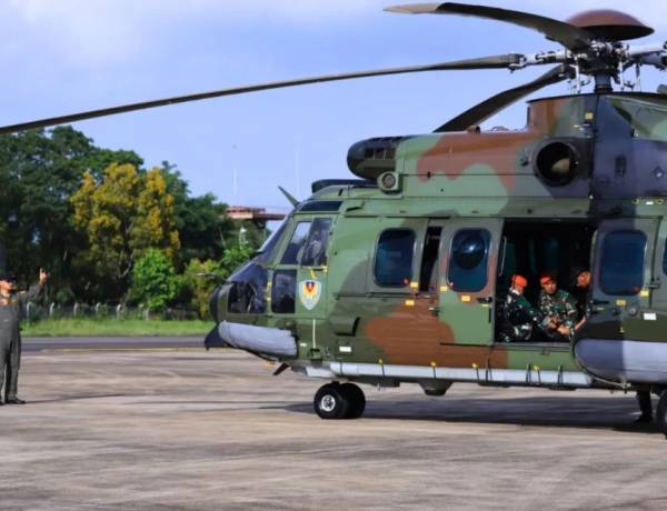 Pesawat Hilang Kontak di Maros, TNI AU Kerahkan Helikopter Bantu Pencarian! 