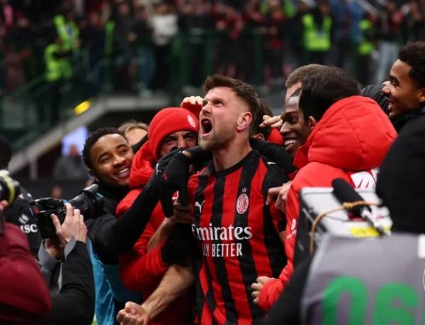 Liga Italia:  AC Milan kalahkan Lecce 1-0, Pepet Inter di Puncak Klasemen Sementara