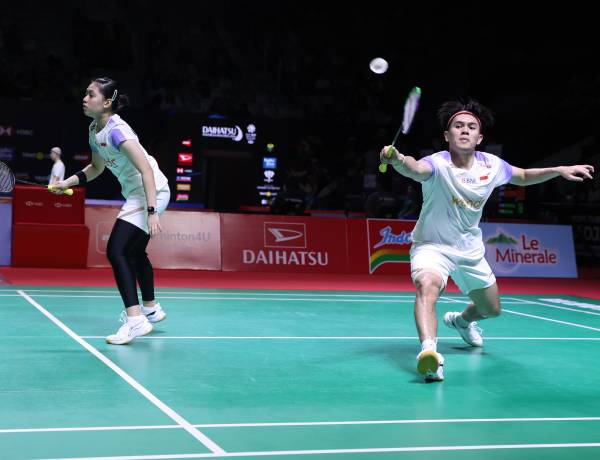 Ganda Campuran Indonesia Adnan/Indah Menang Dramatis atas Wakil Malaysia 