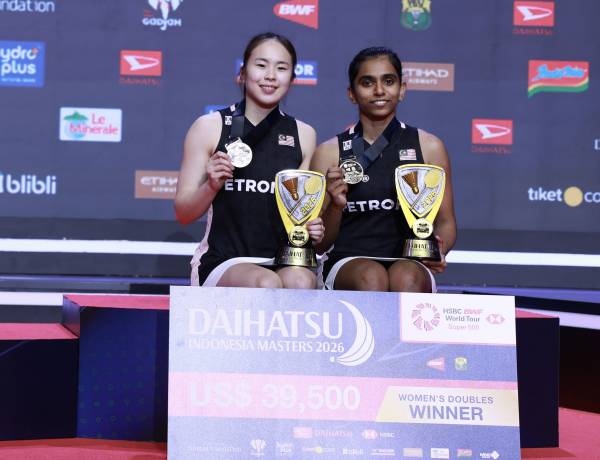 Wakil Jepang Mundur, Pearly/Thinaah Juara Ganda Putri