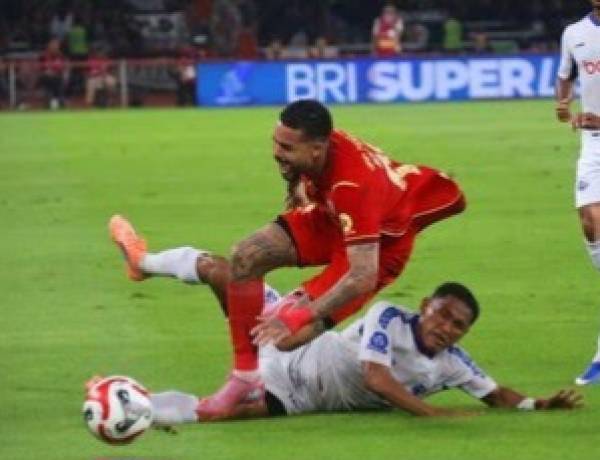 Macan Kemayoran Tersungkur di GBK, Arema Pulang dengan Kemenangan 2-0