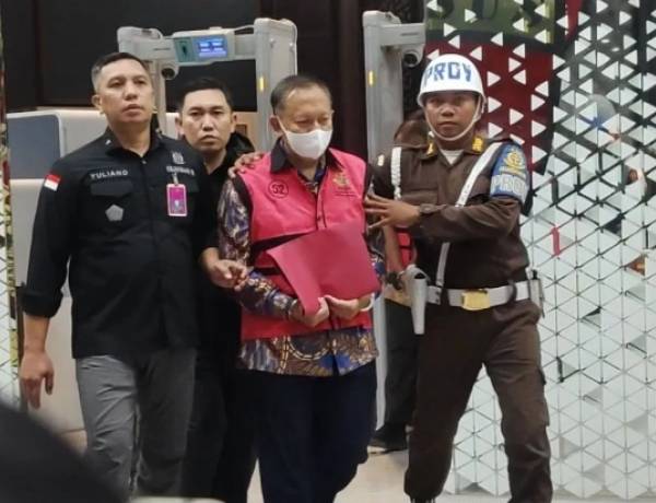 Ini 11 Tersangka Kasus Penyimpangan Ekspor CPO yang Ditetapkan Kejagung RI