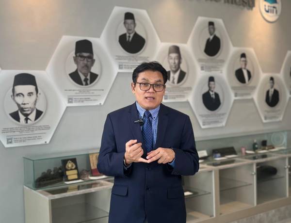 Rektor UIN Jakarta Tegaskan Perbedaan Zakat dan Sedekah, Filantropi Islam Kunci Kurangi Kesenjangan Sosial