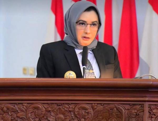 Bupati Pekalongan Fadia Arafiq Ditangkap di Semarang