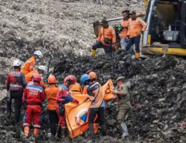 Longsor di TPST Bantargebang Bekasi, Tim SAR Kembali Temukan Jasad Korban 
