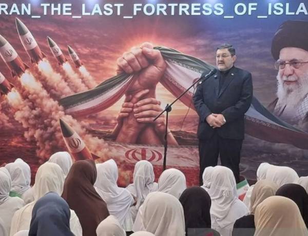 Kenang Syahidnya 175 Siswi Iran, Kedubes Iran Santuni 200 Siswi RI