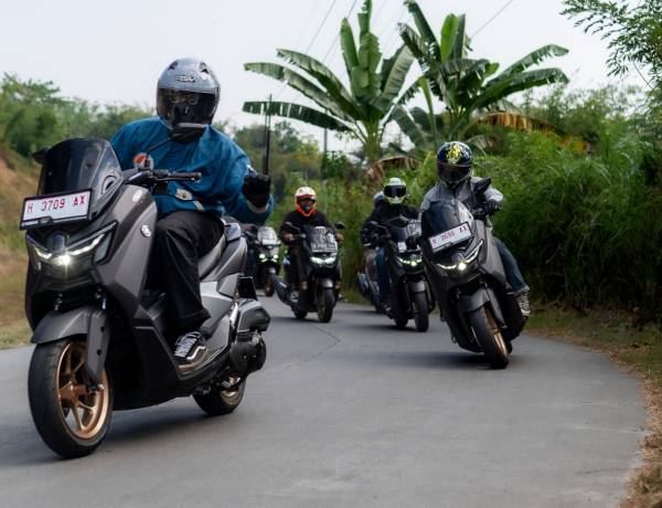 Fitur-Fitur Andalan NMAX “TURBO” ini Bikin Touring Libur Lebaran Jadi Happy MAXimal