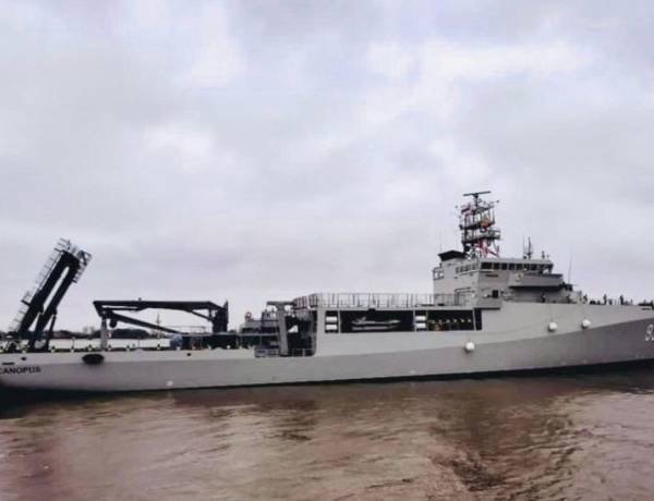 TNI AL Dapat Tambahan Kapal Riset Canggih KRI Canopus-936