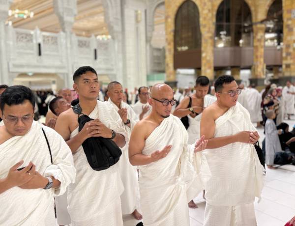 Kloter Pertama Jemaah Haji 2026 Berangkat 22 April