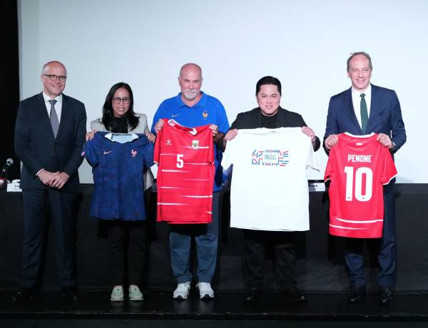 Menpora Erick Dorong Diplomasi Olahraga Lewat Program Sepak BolaWanita Indonesia-Prancis