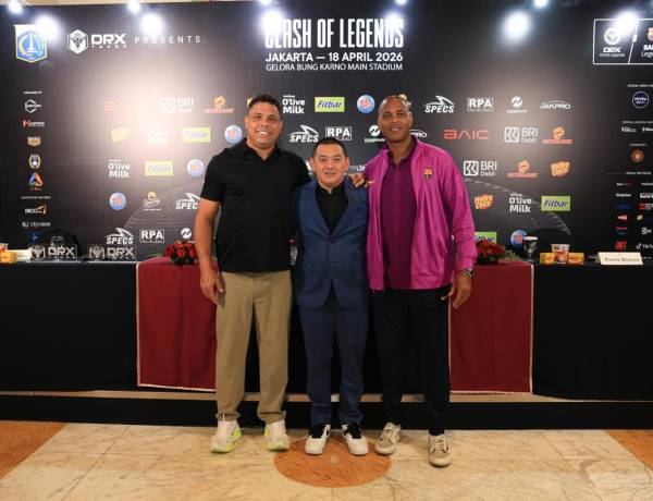 Clash of Legends Jadi Ajang Nostalgia Legenda Sepak Bola Dunia di Jakarta