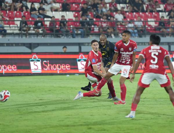 Malut United Kalah di Bali, Hendri Susilo: Pertandingan Berkelas yang Ternoda