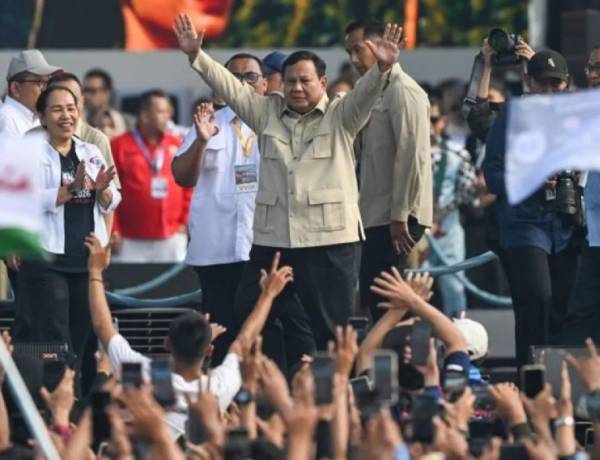 Presiden Prabowo Hadiri Hari Buruh di Monas, Ini Kata Menbud Fadli Zon
