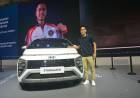 Anthony Ginting Kunjungi Booth Hyundai di GIIAS 2022