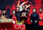 Mediasi Resmi Gagal. Mega Sentil Polemik Ijazah Jokowi
