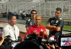 Simon Tahamata: Bukan Sekadar Bertalenta, Pemain yang Saya Suka juga Memiliki Teknik, Fleksibilitas, dan Mentalitas